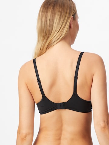 Chantelle T-shirt Bra 'ESSENTIALL' in Black