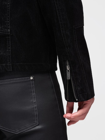 Ombre Tussenjas 'C637' in Zwart