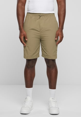 Karl Kani Regular Shorts 'Essential' in Grün