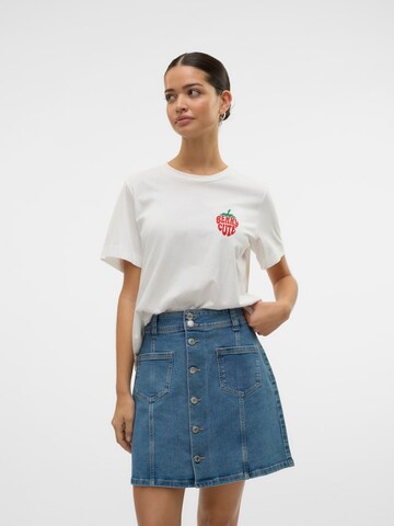 T-shirt 'VMBerta Mette' VERO MODA en blanc : devant