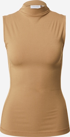 T-shirt Calvin Klein en marron : devant