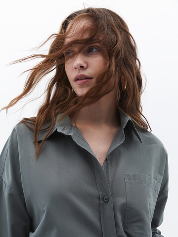 Camicia da donna di OXXO in grigio