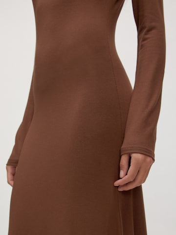 Robe 'Vangelia' EDITED en marron