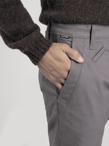 Coupe slim Pantalon chino 'Bronson 2.0 ' G-Star RAW en gris