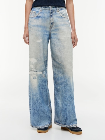 Tommy Jeans Wide leg Τζιν 'CHARLIE' σε μπλε: μπροστά