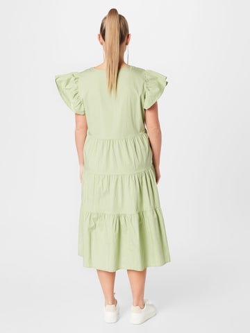Vero Moda Curve Платье 'Jarlotte' в Зеленый
