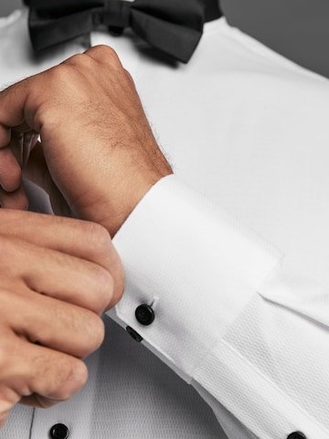 Coupe regular Chemise Next en blanc