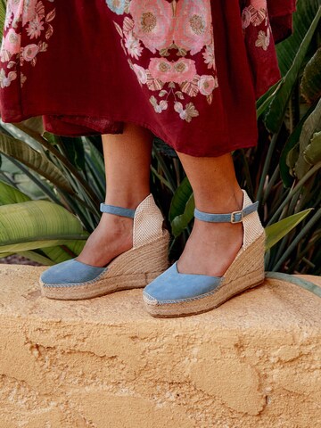 Sandalo con cinturino 'Alpargata Cuña 10 cm' di Alhamas in blu: frontale