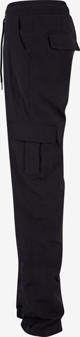 Urban Classics Regular Cargo Pants in Black