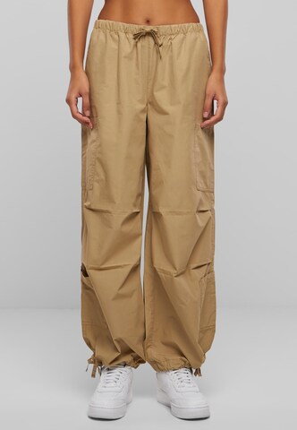 Effilé Pantalon cargo Urban Classics en beige : devant