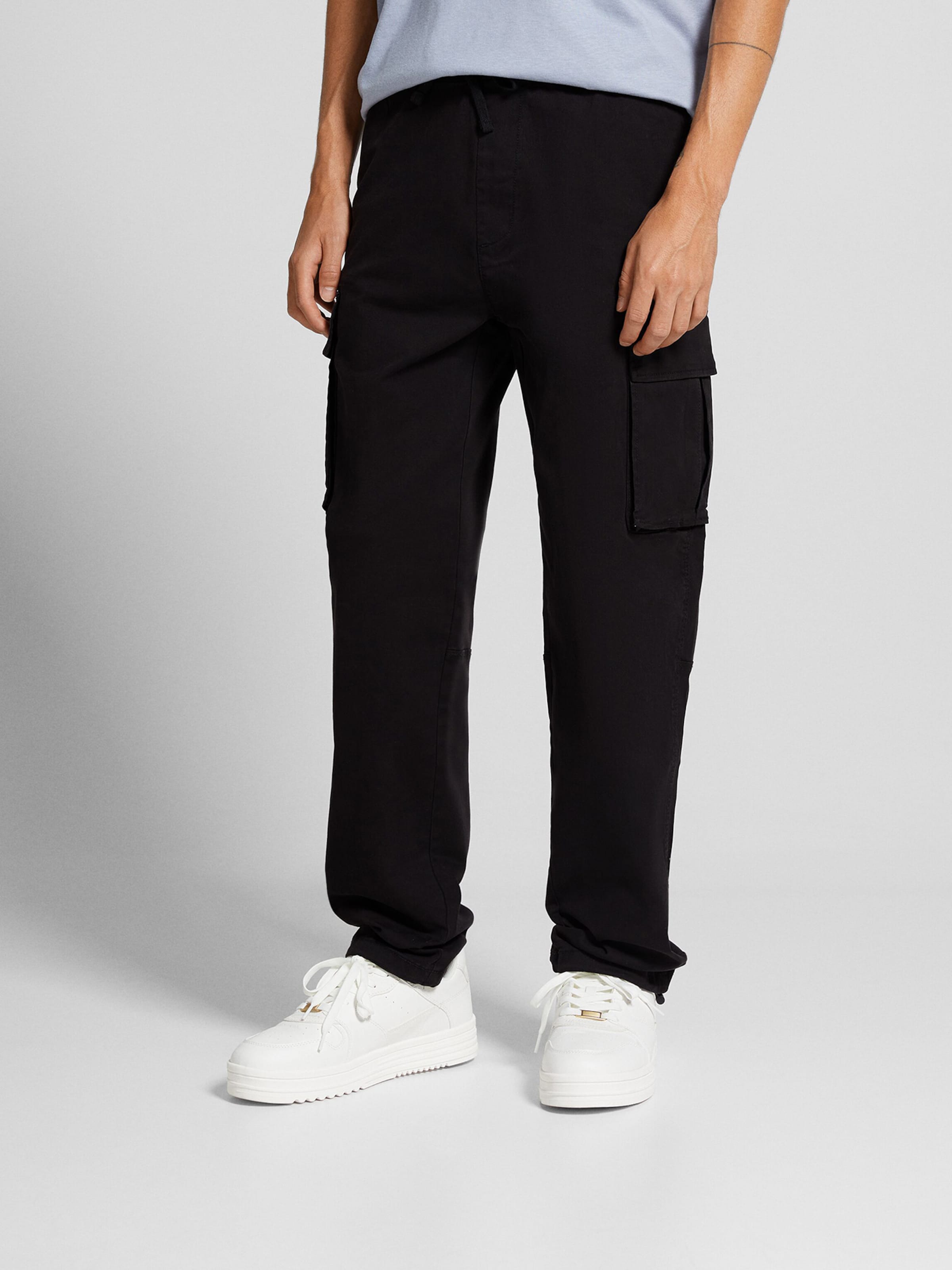 Pantalon cargo noir bershka deals