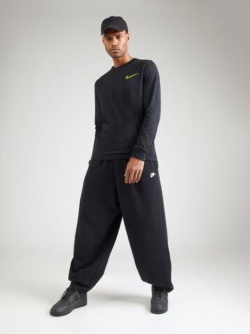 Nike Sportswear Shirt in Schwarz