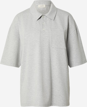 RÆRE by Lorena Rae Paita värissä harmaa: etupuoli