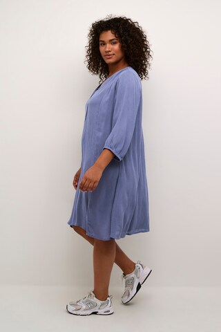 Robe 'Louisa' KAFFE CURVE en bleu