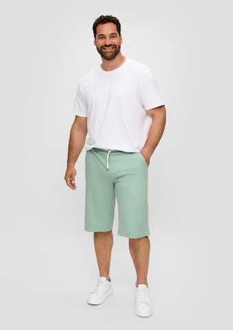 s.Oliver Regular Trousers in Green