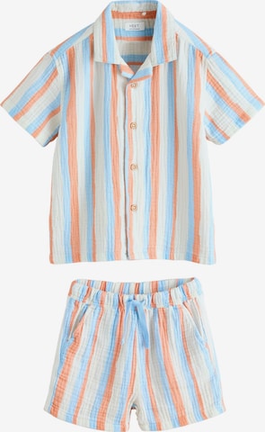 Next Set: Hemd und Shorts in Beige: Vorderseite