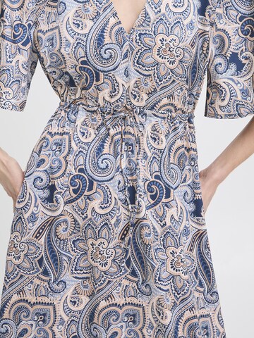 Robe b.young en bleu
