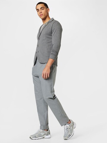 Slimfit Pantaloni con piega frontale di ESPRIT in grigio