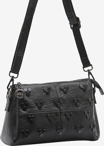 faina Handbag in Black