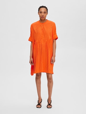 Selected Femme Curve - Vestido camisero 'Abienne' en naranja