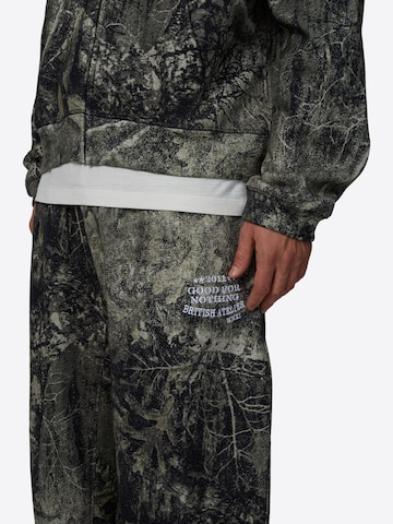 Loosefit Pantaloni di Good For Nothing in verde