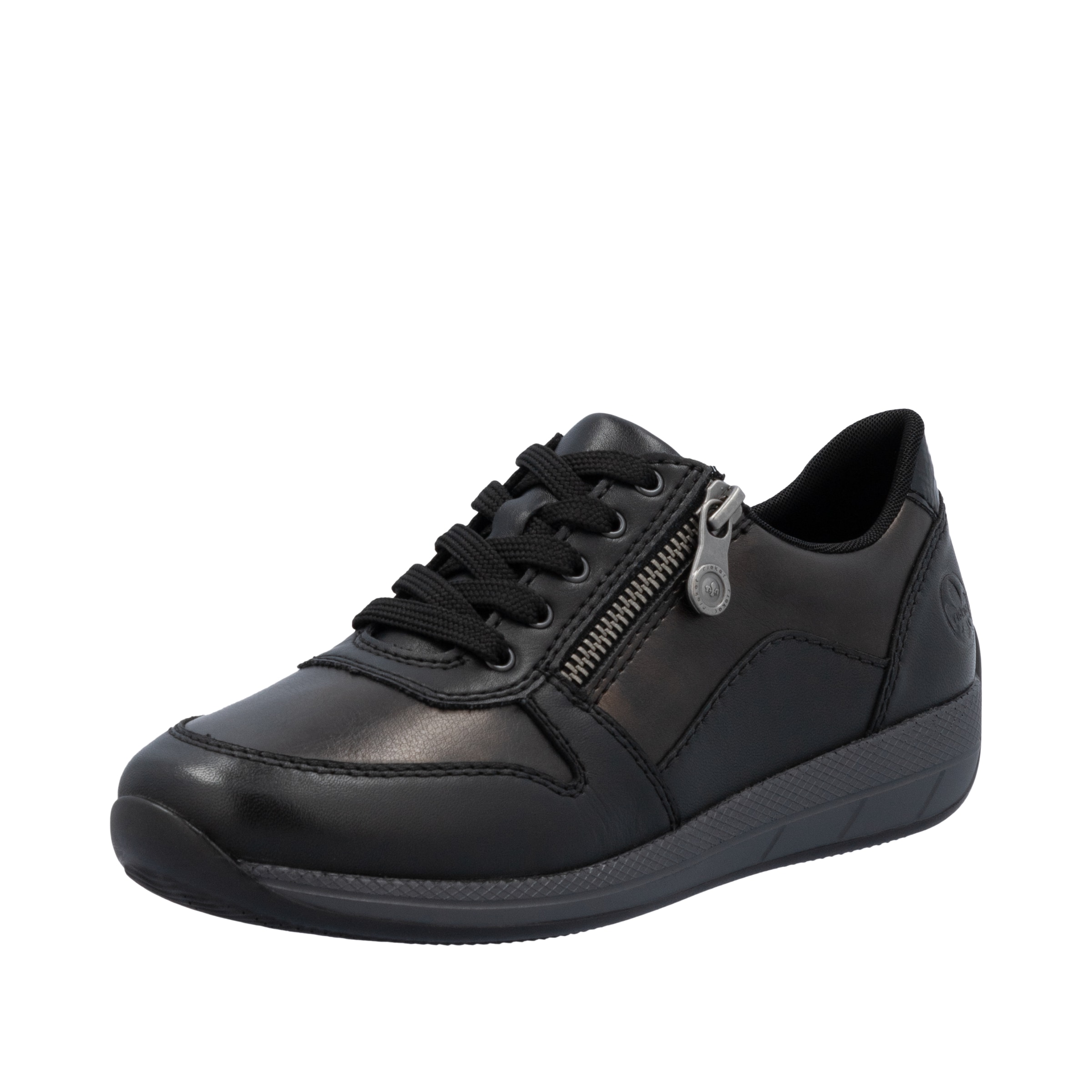 Baskets basses Rieker en marron : devant