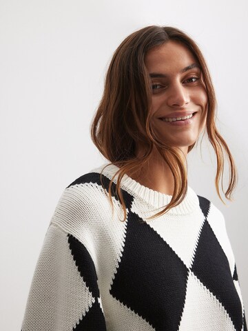 NA-KD Pullover in Weiß