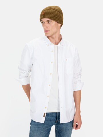 Coupe regular Chemise CAMEL ACTIVE en blanc : devant