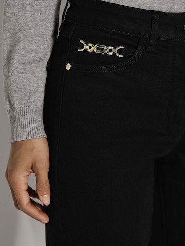 MADELEINE Bootcut Jeans in Zwart