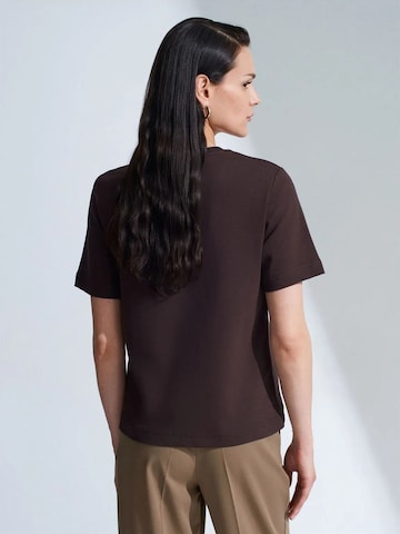 Dilvin T-Shirts in Braun