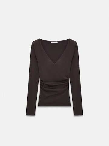 Dilvin - Blusa em castanho: frente