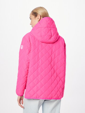 Derbe Between-Season Jacket 'Quiltby Short' in Pink