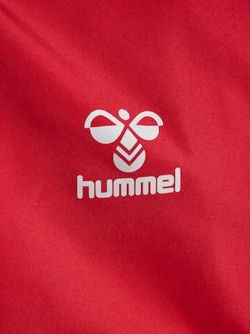 Veste de sport 'ESSENTIAL AW' Hummel en rouge