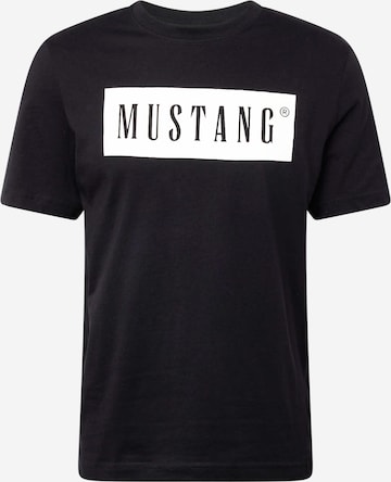 MUSTANG T-shirt 'AUSTIN' i svart: framsida