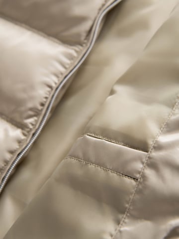 Ombre Winter Jacket in Beige