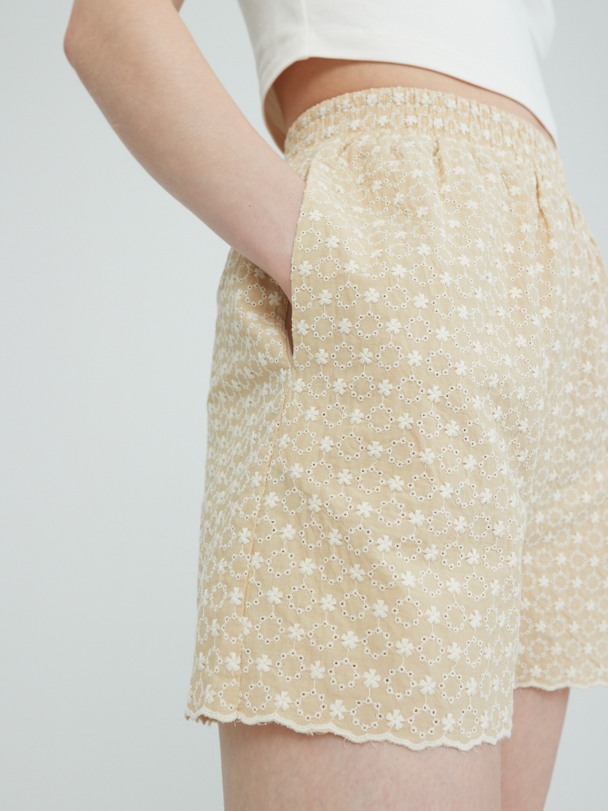 EDITED Producten Broek 'Gesha' Beige