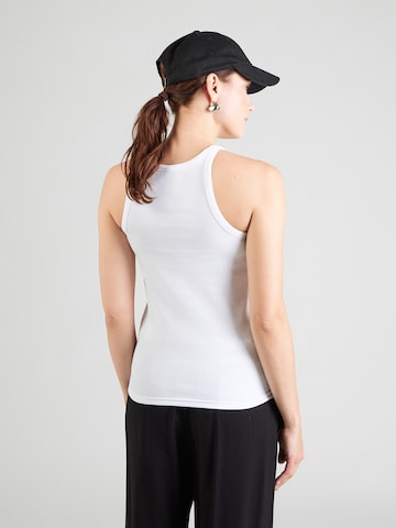 Top 'C_Epetite' de la BOSS pe alb