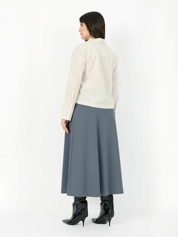 Maglietta ' WA-JOSEPHINA ' di Wasabi Concept in beige: lato