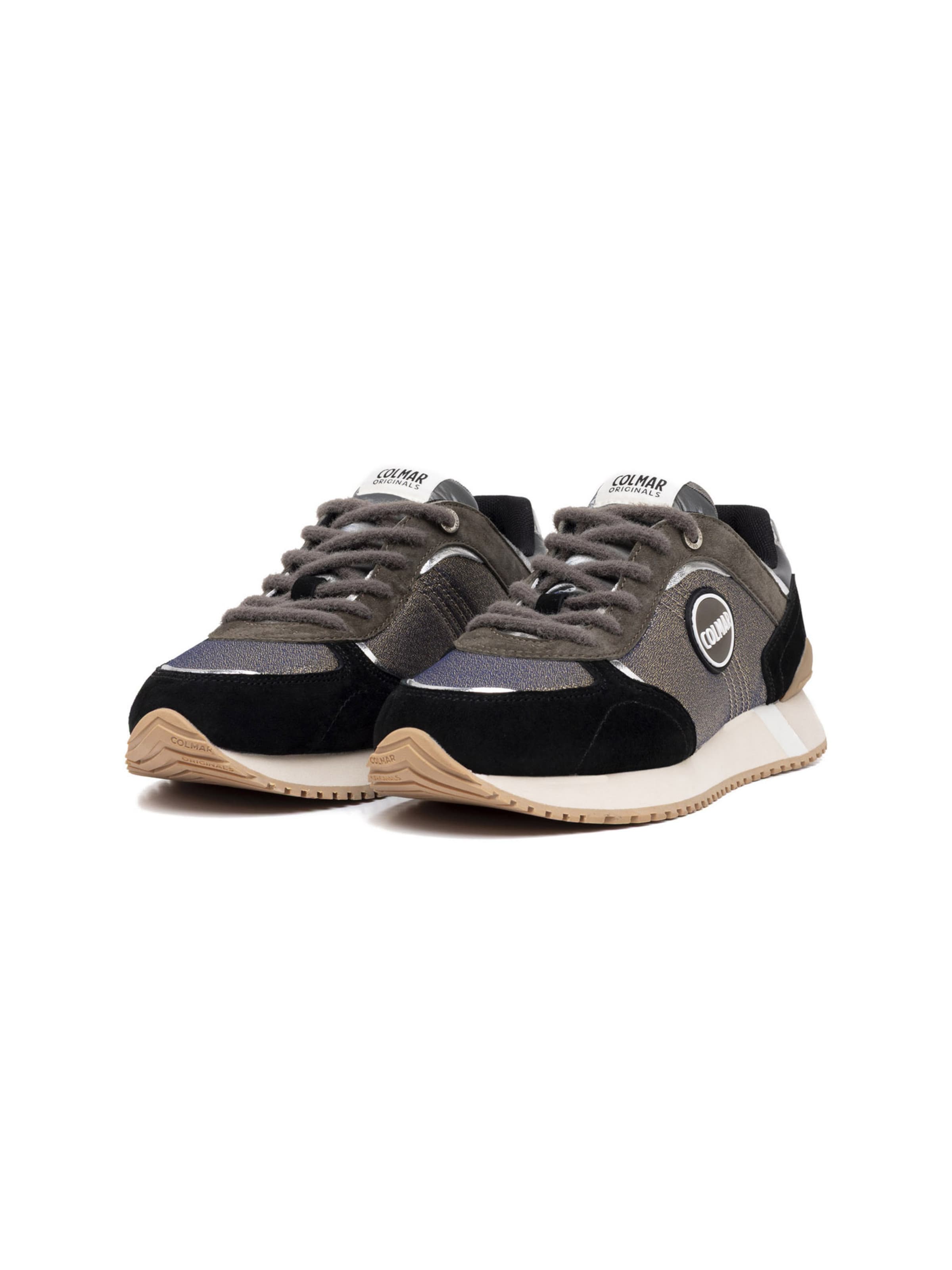 Sneaker bassa 'Travis Plus' di Colmar in nero: frontale