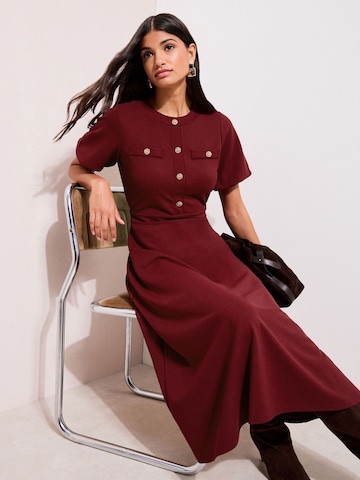 Rochie de la Friends Like These pe roșu