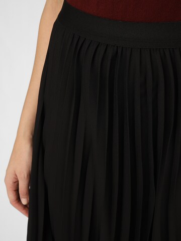 Marie Lund Skirt in Black