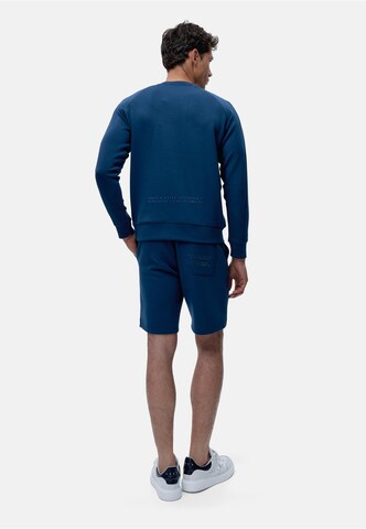 Born Living Yoga Sweatshirt 'Hughes' in Blauw