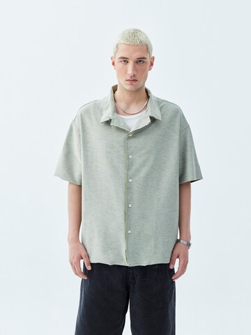VAMOS CLO Button Up Shirt 'Minneapolis' in Green: front