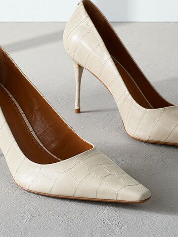 Next Pumps in Beige