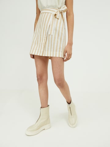 EDITED Skirt 'Vania' in Beige: front