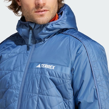 Veste de sport 'Multi Insulation' ADIDAS TERREX en bleu