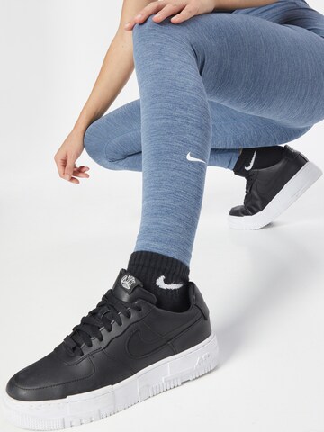 NIKE Skinny Workout Pants 'One' in Blue