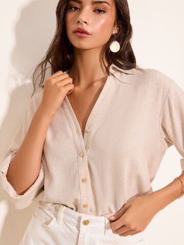 Lipsy - Blusa en beige