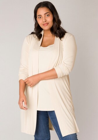 BASE LEVEL CURVY Strickjacke in Beige