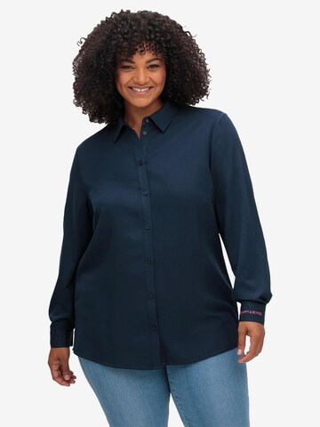 SHEEGO Blouse in Blue: front